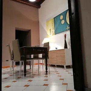 Casa Nel Vicolo Holiday home