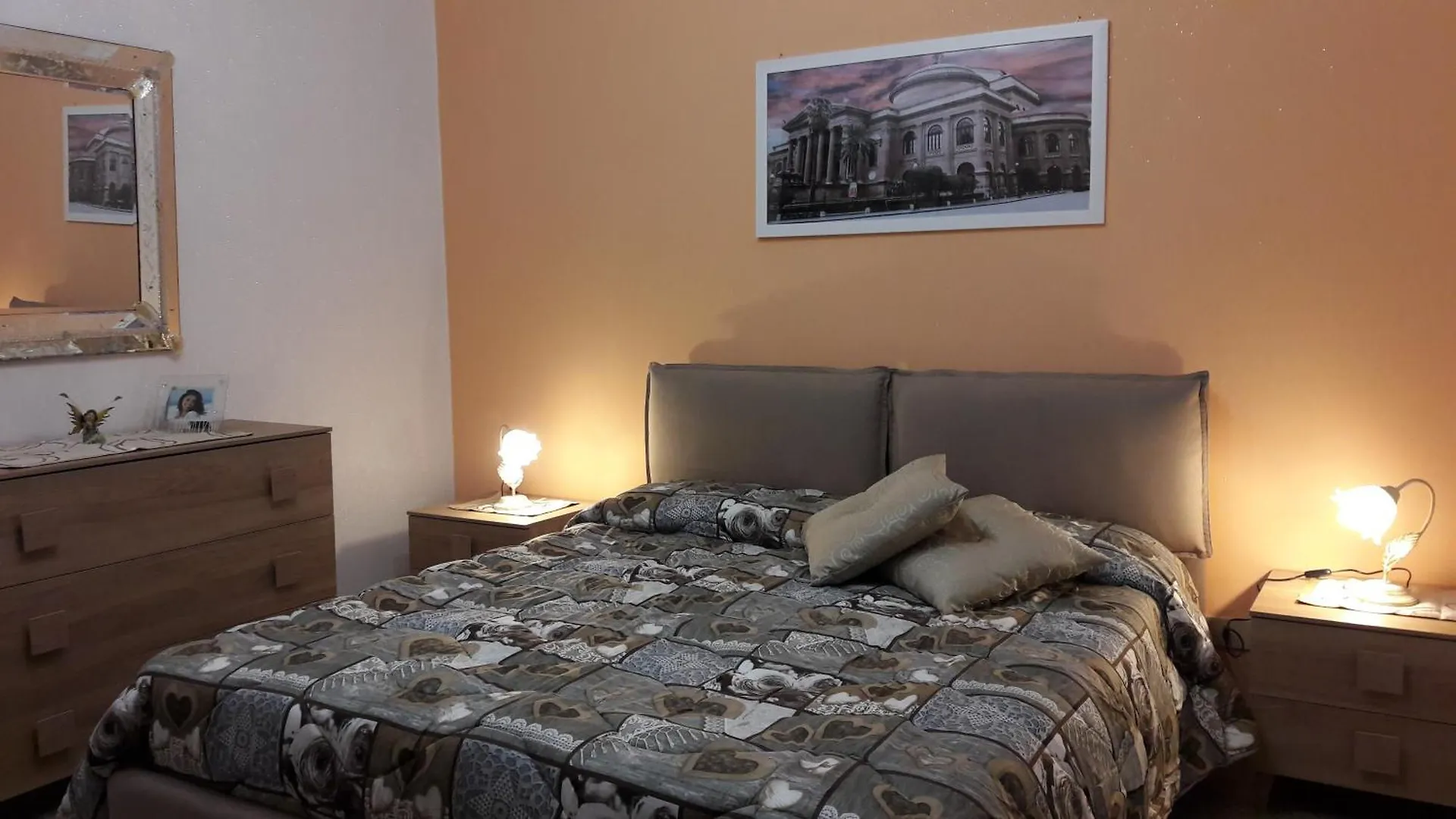 Norman House Villa Palermo 0*,