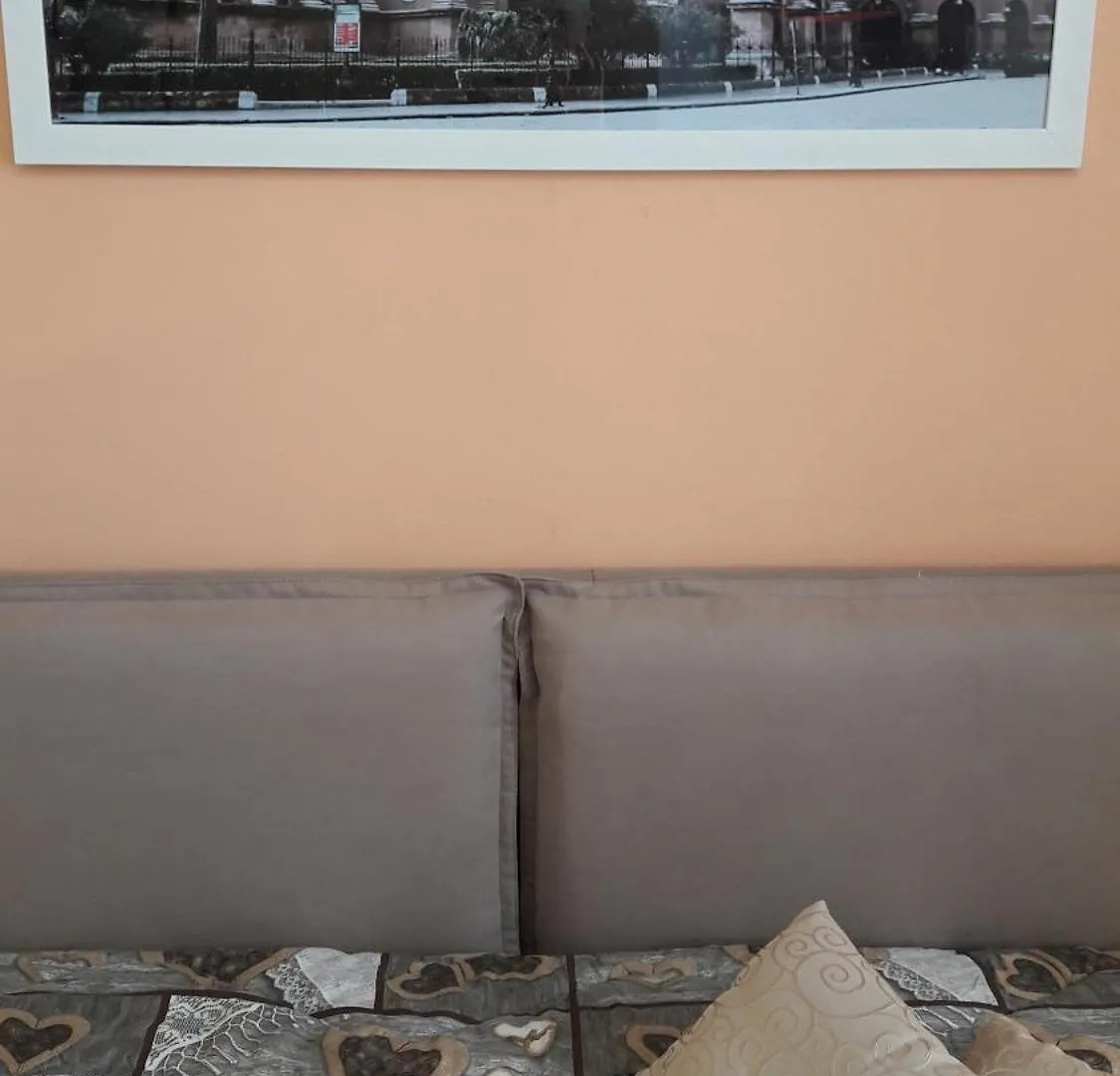 Norman House Villa Palermo 0*,